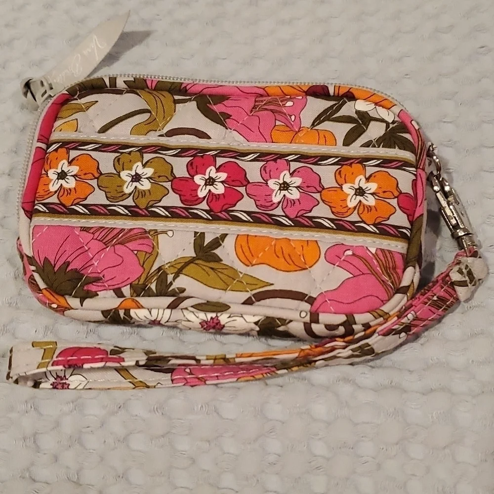 𝅺VERA Bradley Tea Garden Pink and Orange Retired Pattern Wristlet